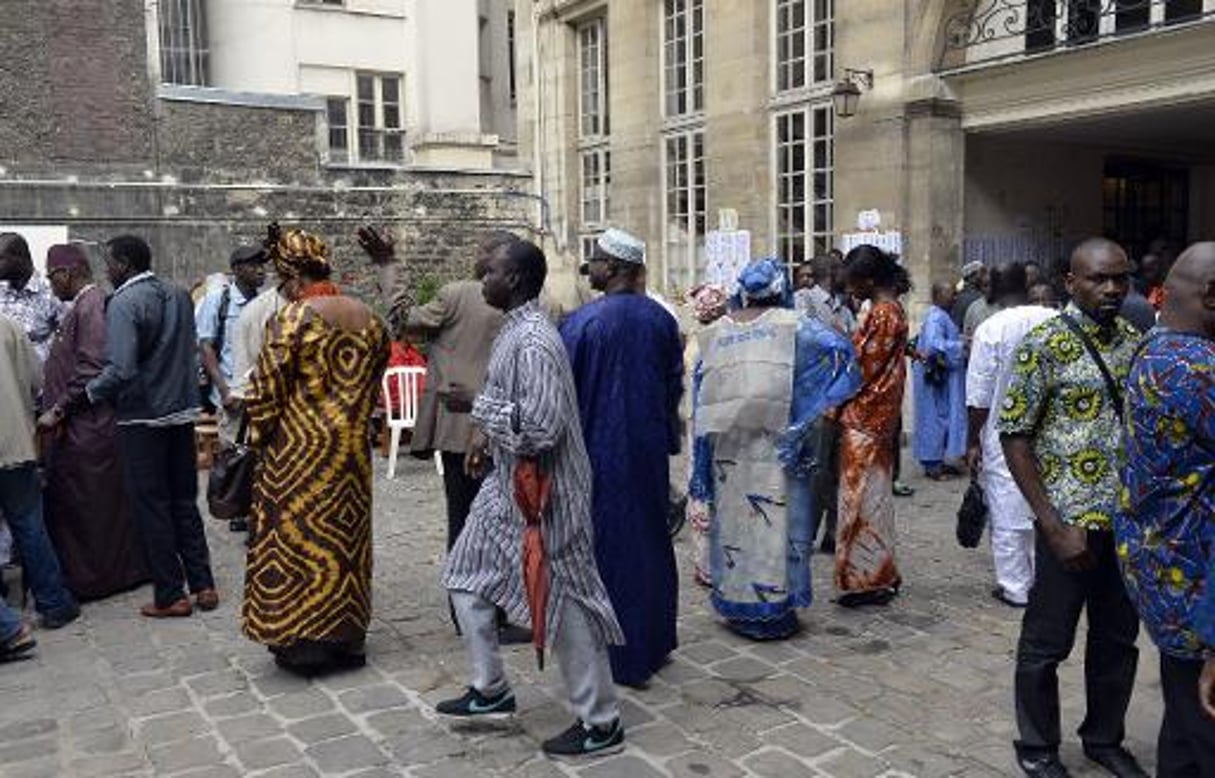 Le vote des Maliens de France débute dans la confusion © AFP