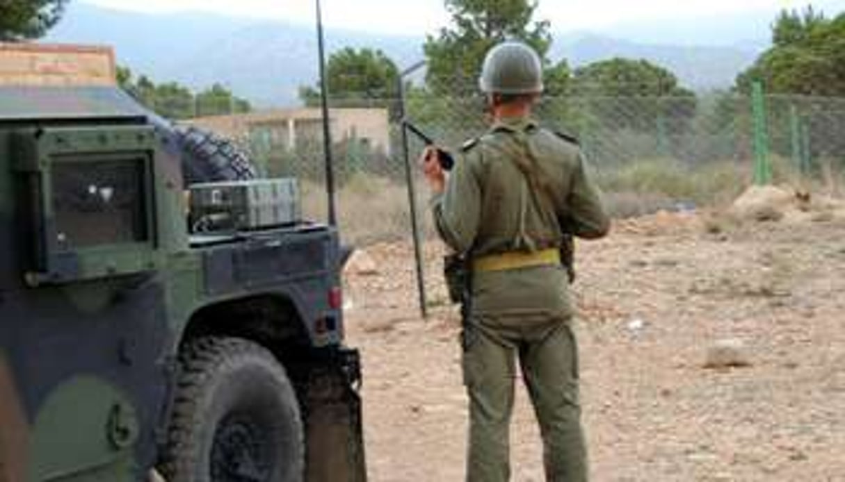 Un soldat tunisien dans la région de Kasserine (ouest), le 1er mai 2013. © AFP