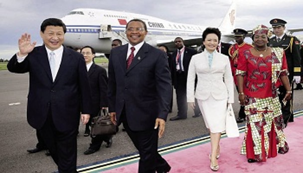 Les présidents chinois et tanzanien, Xi Jinping et Jakaya Kikwete, le 24 mars, à Dar es-Salaam. © Lang Hongguang/AP/SIPA
