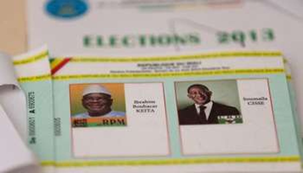 Bulletin du second tour de la présidentielle malienne du 11 août 2013. © AFP