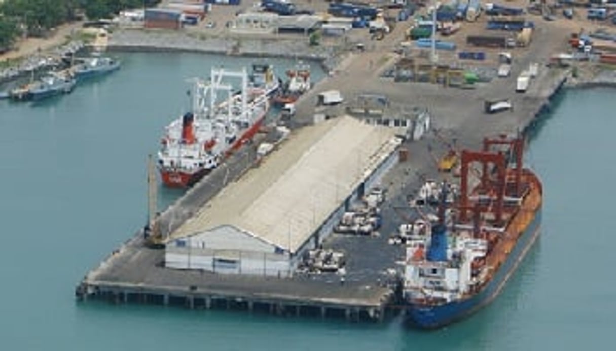 En 2010, plus de huit millions de tonnes de marchandises ont transité par le port de Lomé. © Togo Port