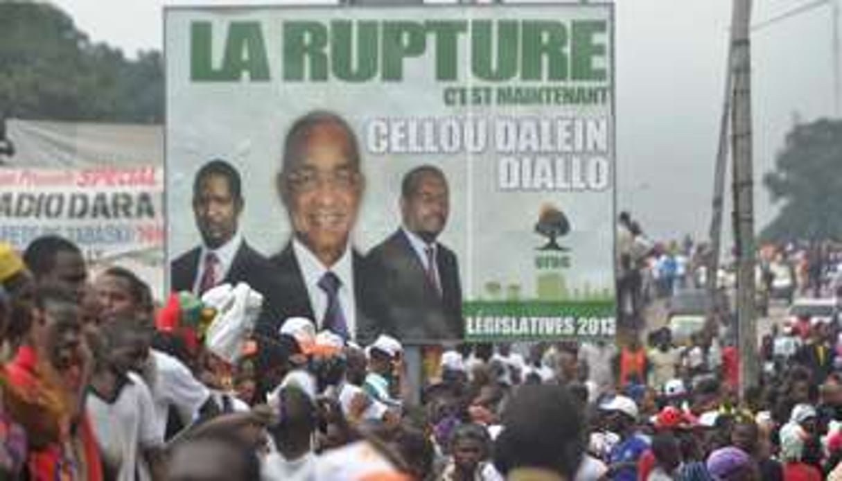 Des supporters de Cellou Dalein Diallo rassemblés à Conakry, le 7 septembre 2013. © AFP