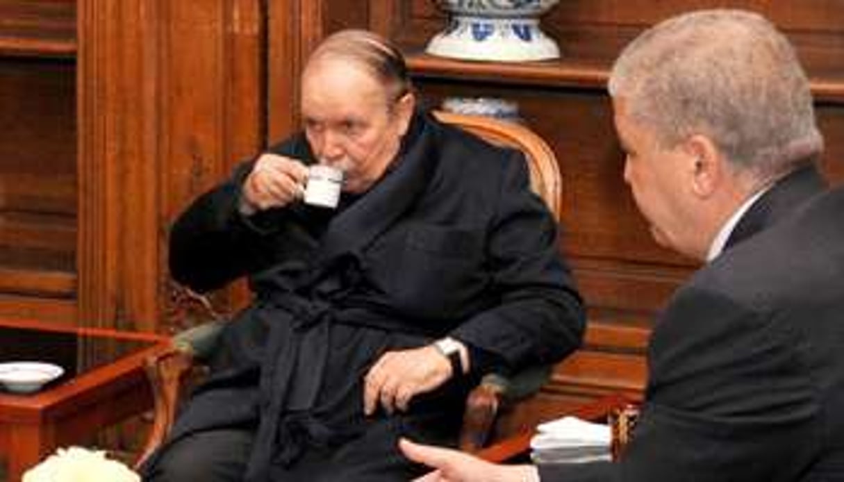 Abdelaziz Bouteflika, le 12 juin à Paris. © AFP