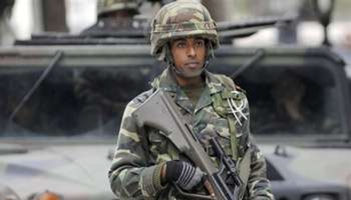Un soldat de l’armée tunisienne. © Fethi Belaid / AFP