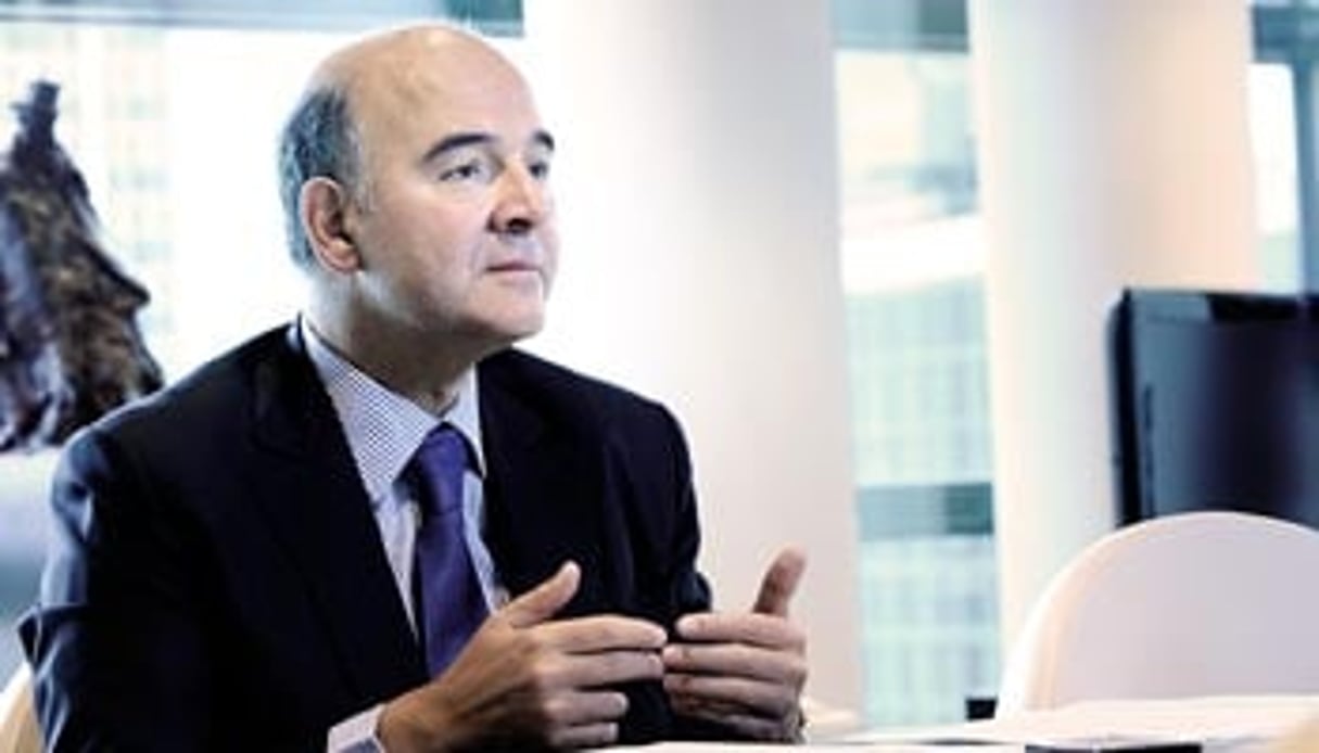 Pierre Moscovici (photo) a commandité un rapport sur les relations économiques franco-africaines. © Vincent Fournier/JA