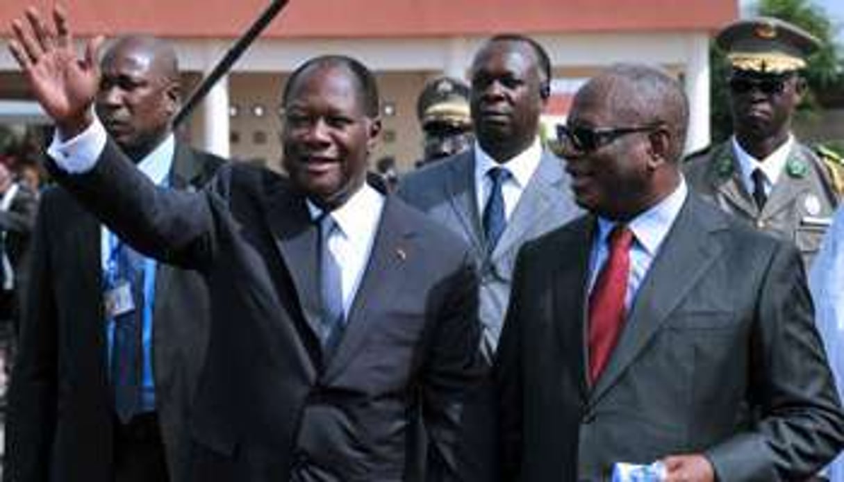 Alassane Ouattara avec Ibrahim Boubacar Keïta, le 19 septembre 2013 à Bamako. © Issouf Sanogo
