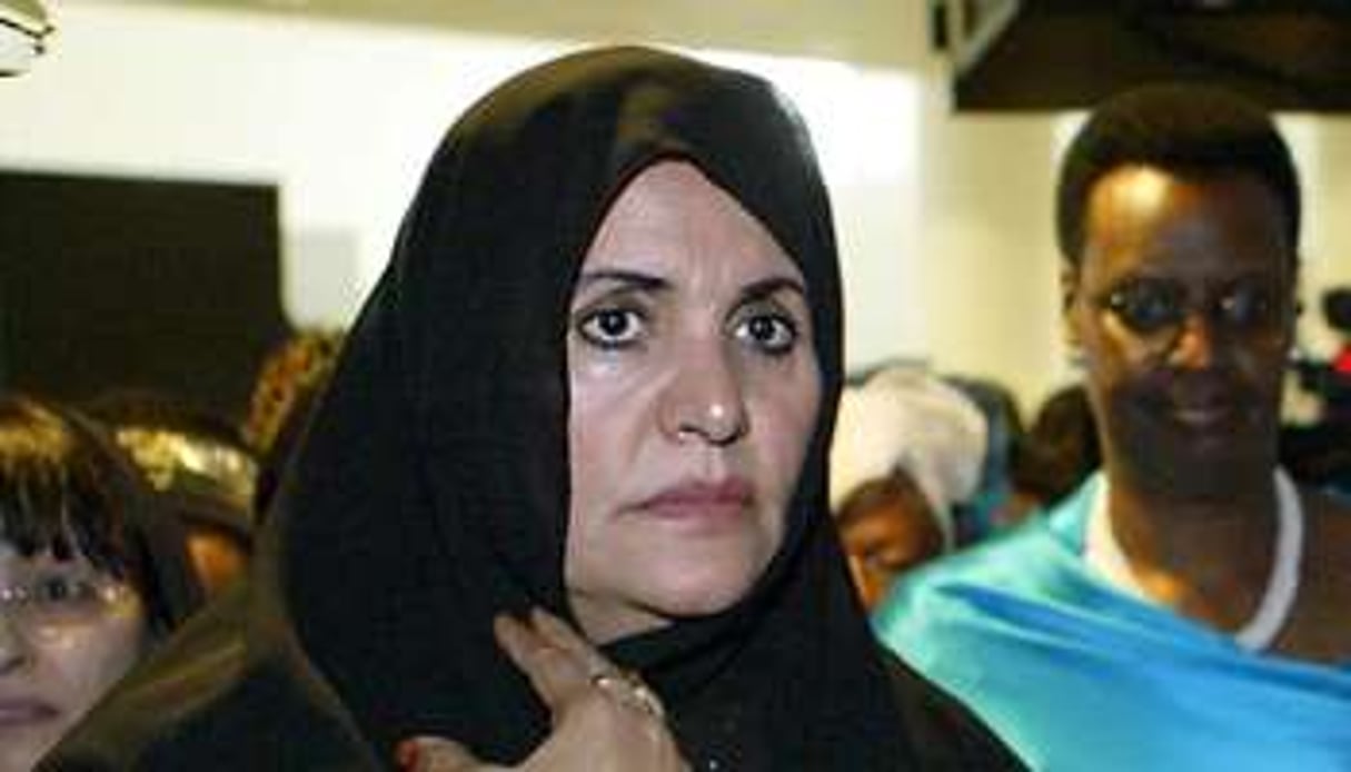La veuve de Mouammar Kaddafi, à Sirte le 27 février 2004. © AFP