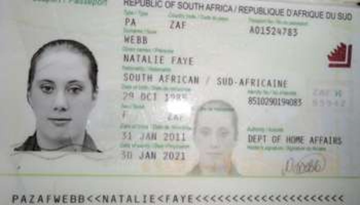 Une photo du faux passeport sud-africain de Samantha Lewthwaite. © AFP