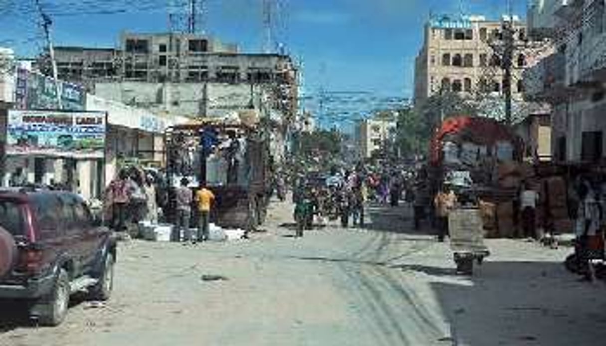 Une rue de Mogadiscio, en avril 2013. © AFP