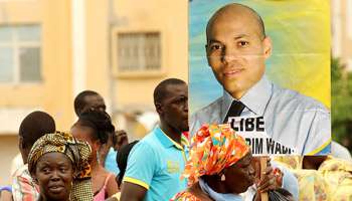 Le 8 octobre à Dakar, le PDS a organisé un rassemblement pour exiger la libération de Karim Wade. © Seyllou/AFP