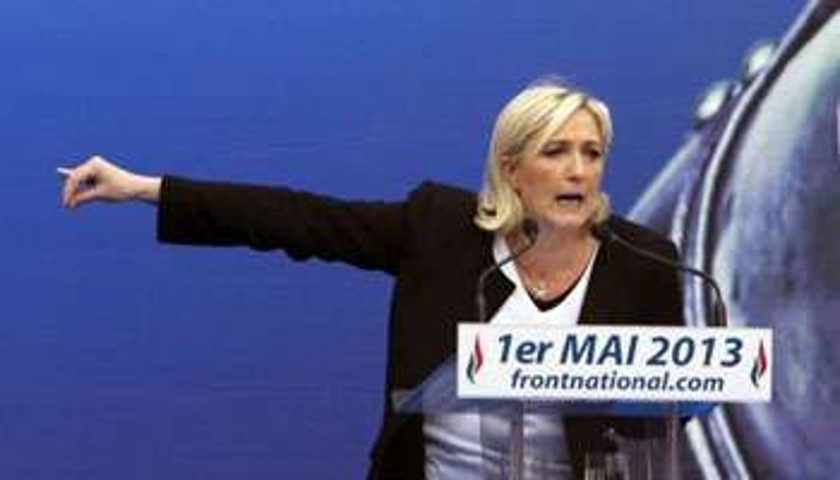 Marine Le Pen, lors d’un discours, le 1er mai 2013. © AFP