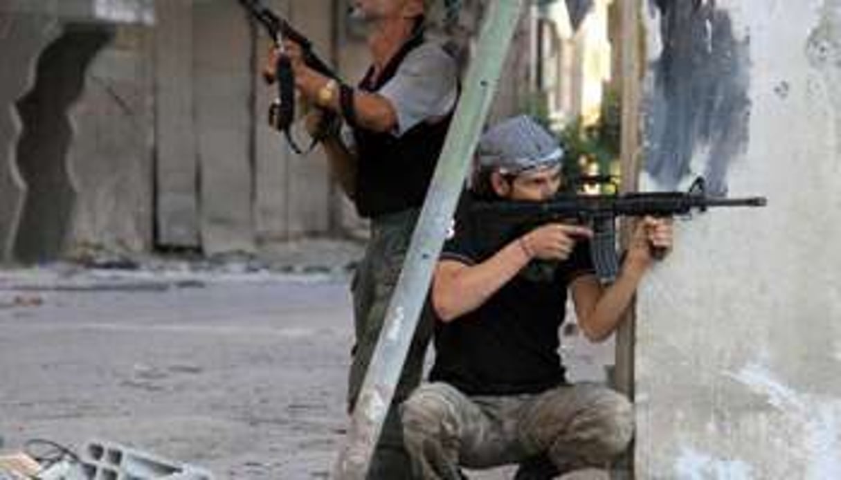Des rebelles syriens près de Damas en septembre 2013. © AFP