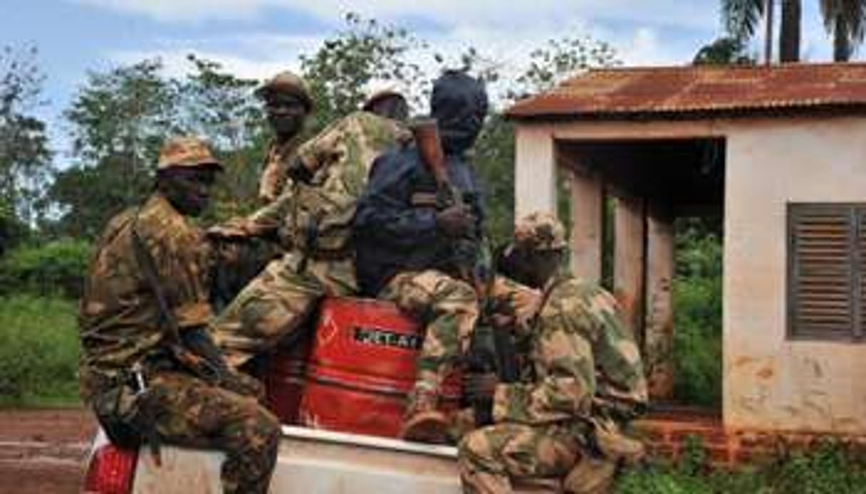 Des membres de l’ex-Séléka, le 8 octobre à Bangassou. © AFP/Issouf Sanogo