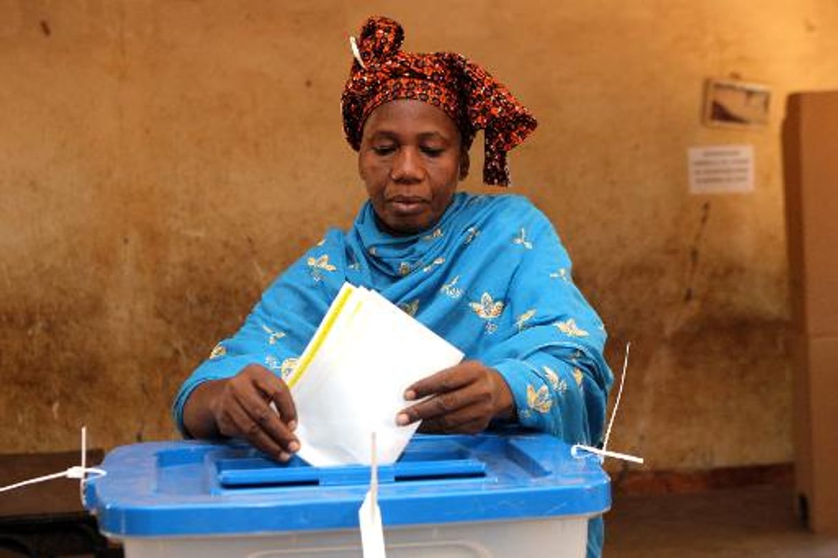 Mali: second tour des législatives le 15 décembre © AFP