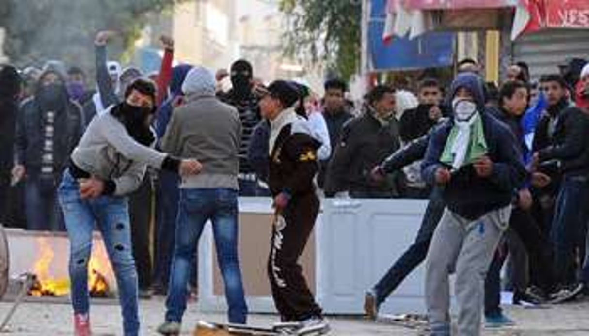Des manifestants à Siliana, le 27 novembre. © AFP