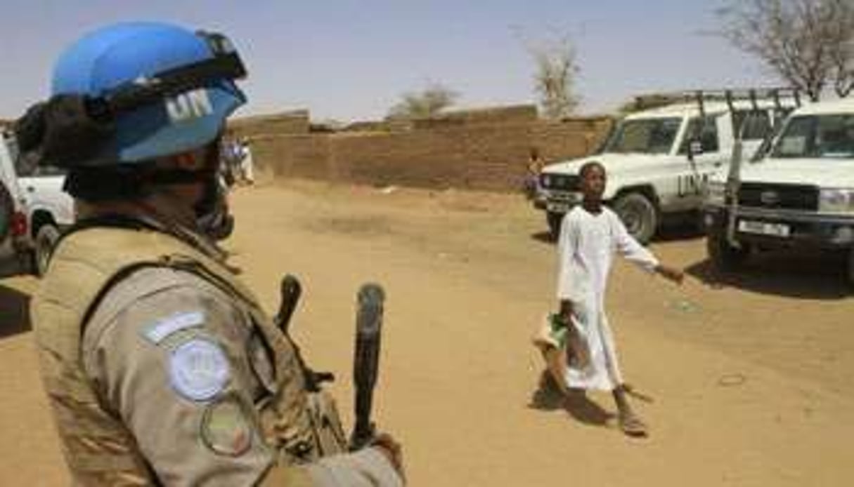 Un soldat de la Mission de l’Union africaine et des Nations unies au Darfour (Minuad). © AFP