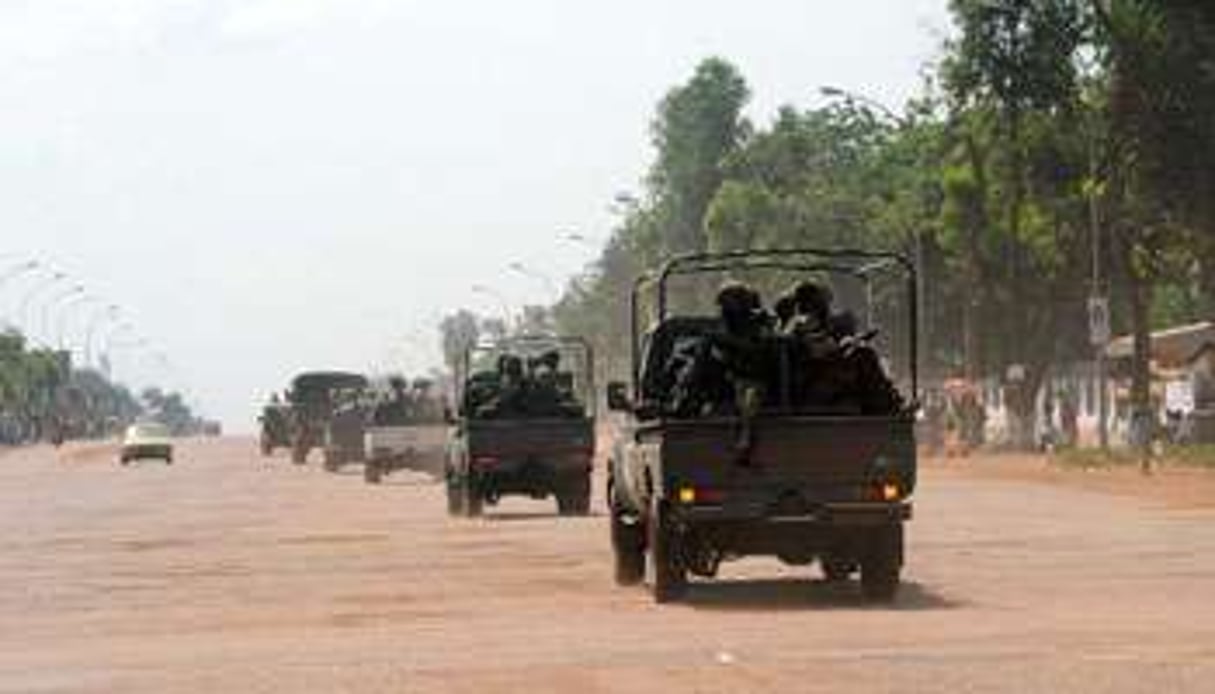 Des soldats de la Fomac en patrouille à Bangui, le 1er décembre 2013. © AFP