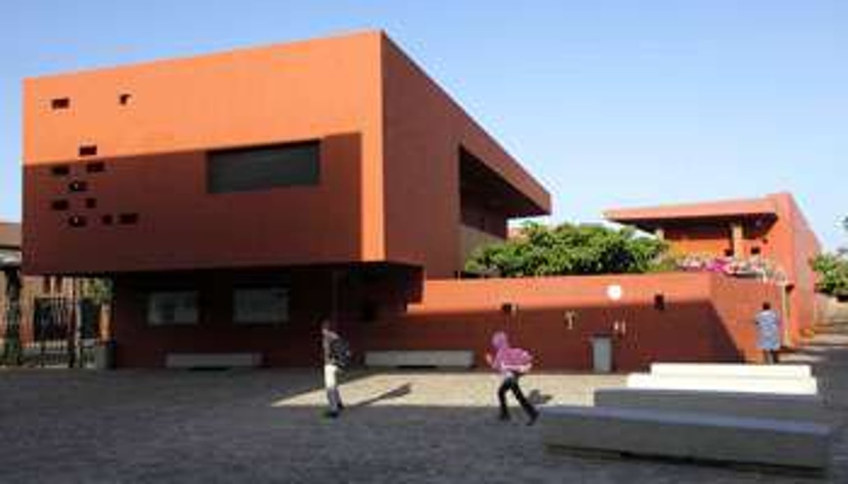 Le lycée Jean-Mermoz de Dakar a été inauguré en 2010. © Nicolas Thibaut/AFP