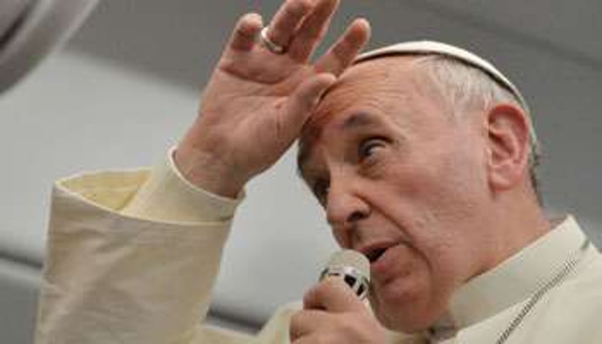 Le pape François lors d’une conférence de presse au Vatican. © AFP