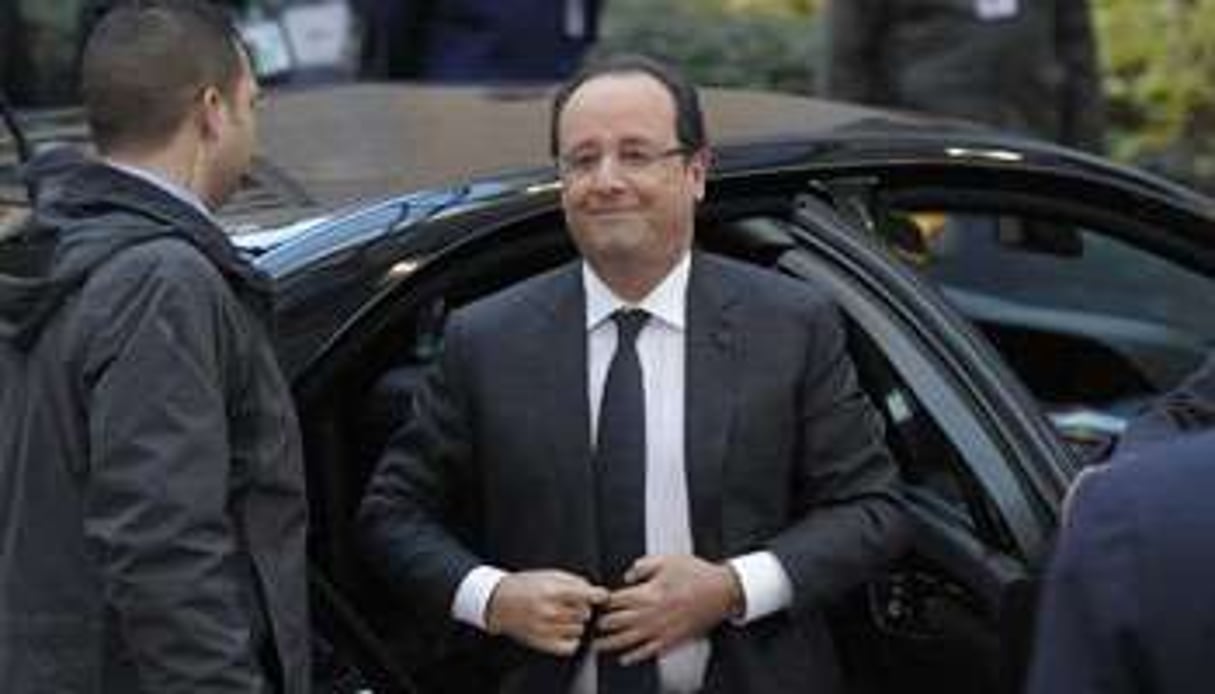 Le président François Hollande arrive à Bruxelles pour un sommet européen, le 19 décembre 2013. © AFP