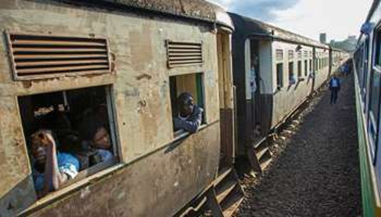 Des trains près de Nairobi. © AFP