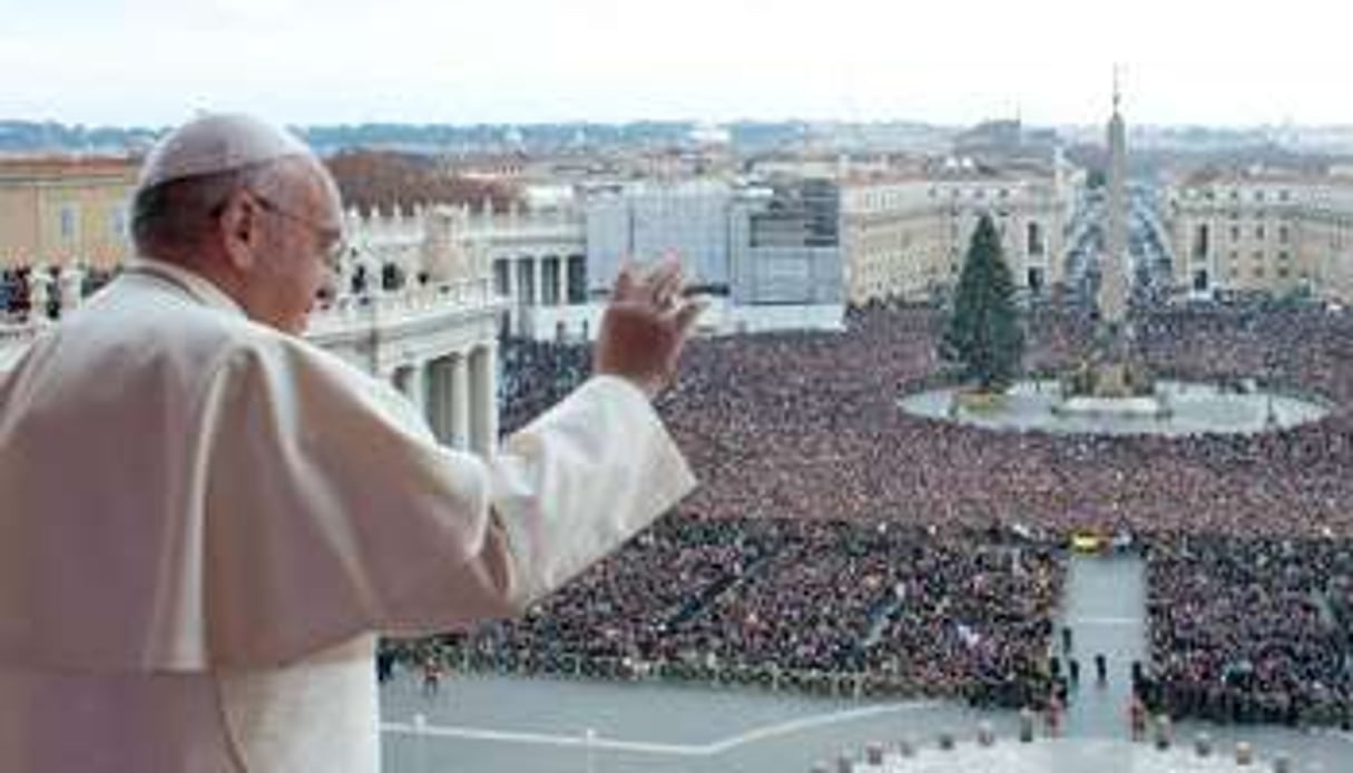 Le pape François le 25 décembre 2013 place Saint-Pierre à Rome. © AFP