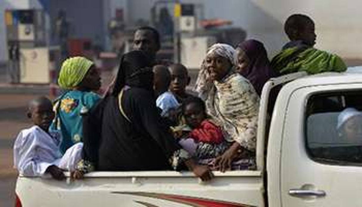 Des Tchadiens fuient Bangui, le 28 décembre 2013. © AFP