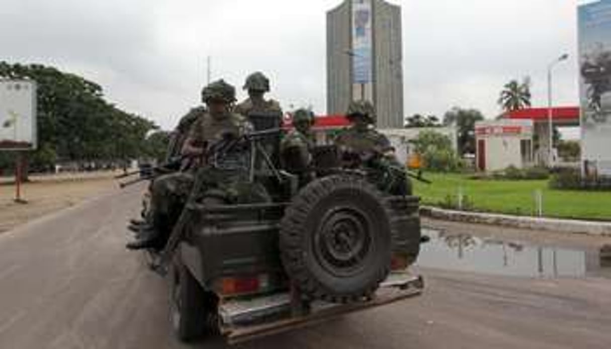 Des soldats de l’armée congolaise, le 30 décembre 2013 à Kinshasa. © AFP