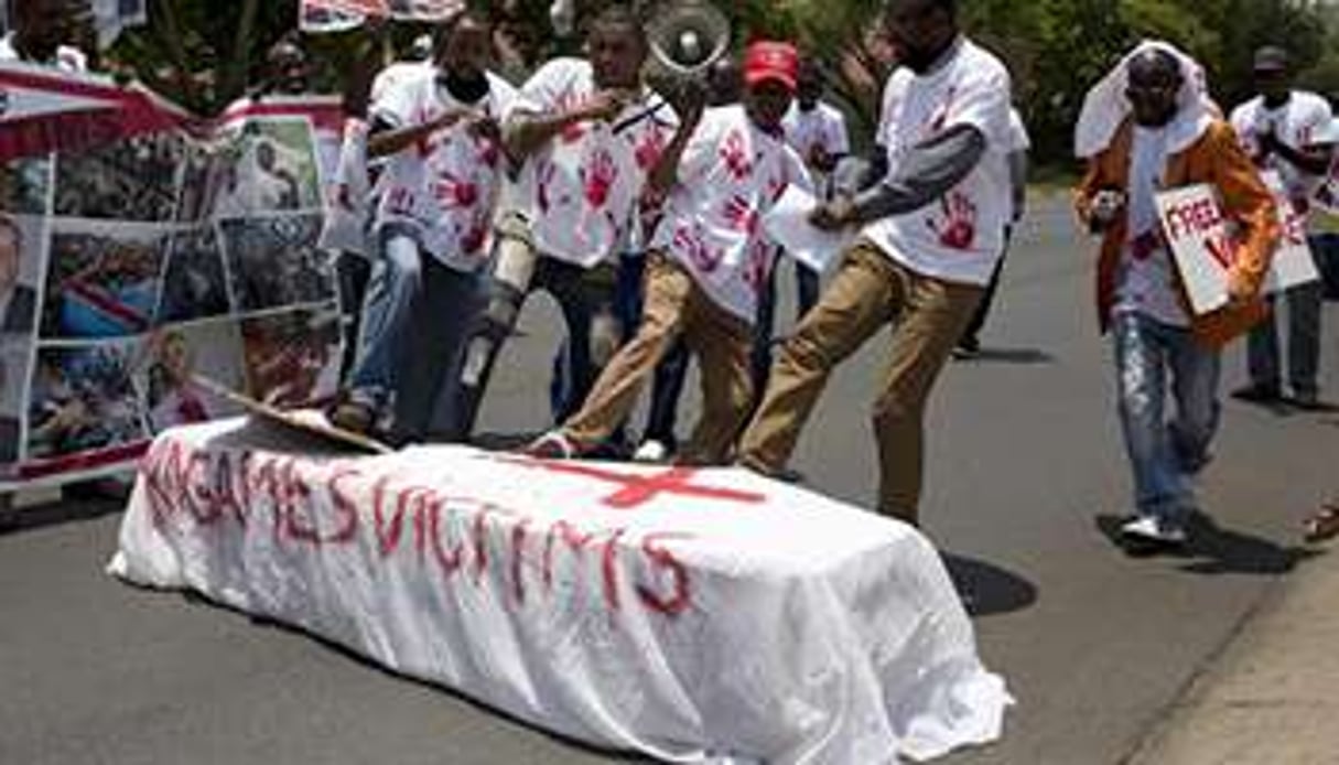 Manifestion des opposants rwandais à Pretoria, le 9 janvier 2014. © AFP