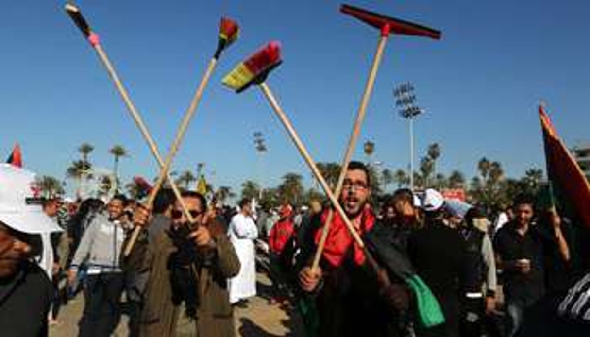 Des manifestants libyens, à Tripoli le 7 février 2014. © AFP
