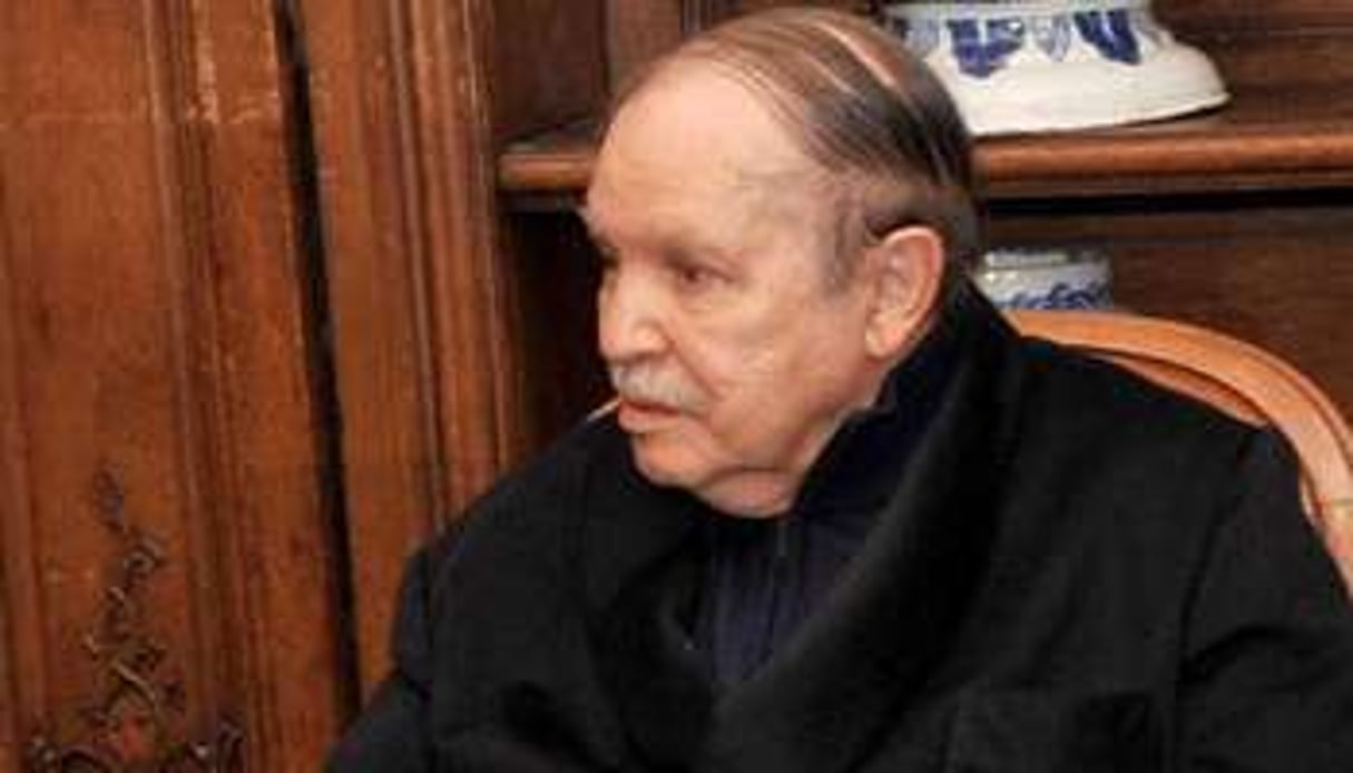 Abdelaziz Bouteflika se remet difficilement d’un AVC survenu en avril 2013. © AFP