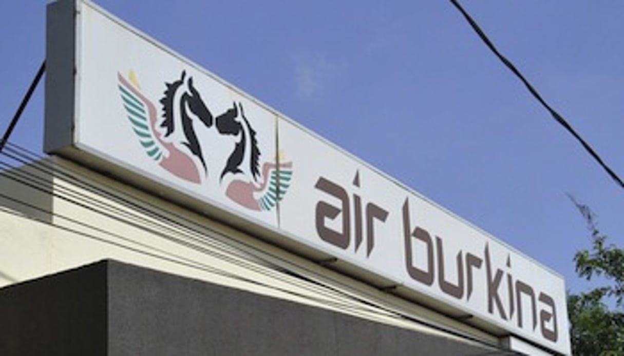 Air Burkina ne dispose que de trois avions. © Renaud VAN DER MEEREN/Éditons du Jaguar