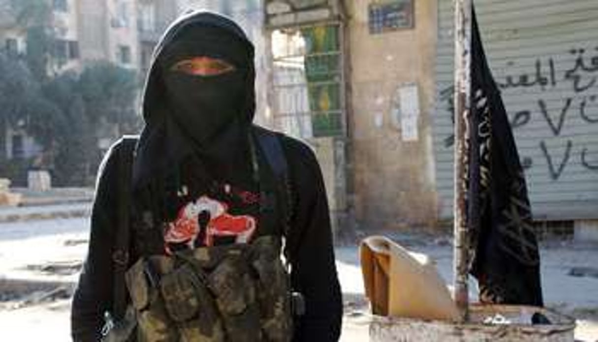 Un membre du Front al-Nosra, à Alep le 11 janvier 2014. © AFP