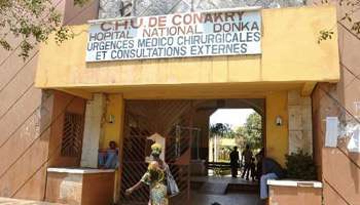 Les quatre malades de Conakry ont été placés à l’isolement dans un grand hôpital. © AFP