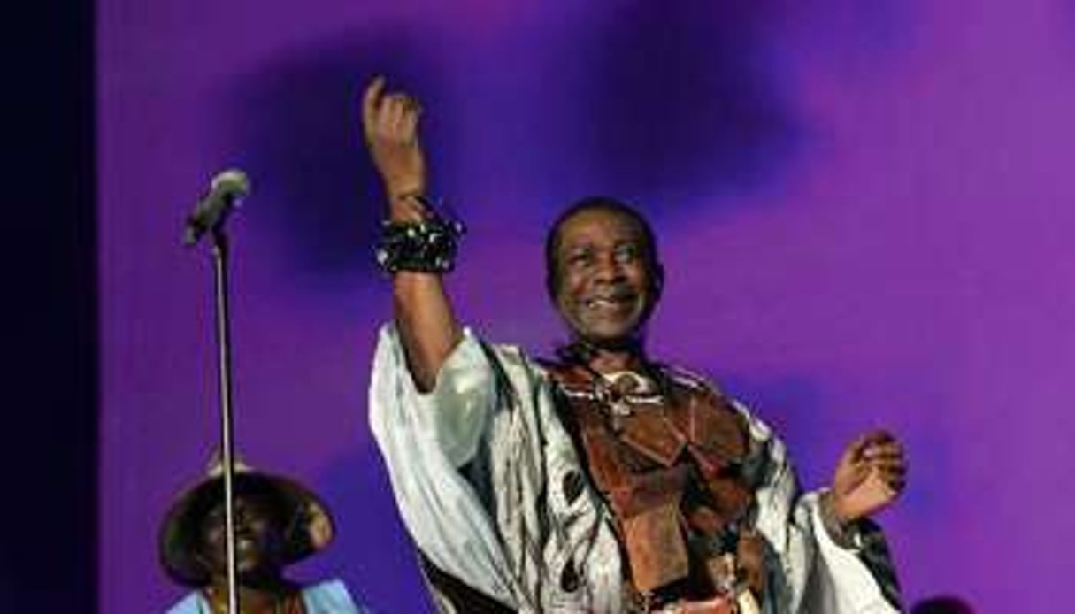 Youssou N’Dour en concert au palais omnisports de Bercy, à Paris, le 12 octobre 2013. © AFP