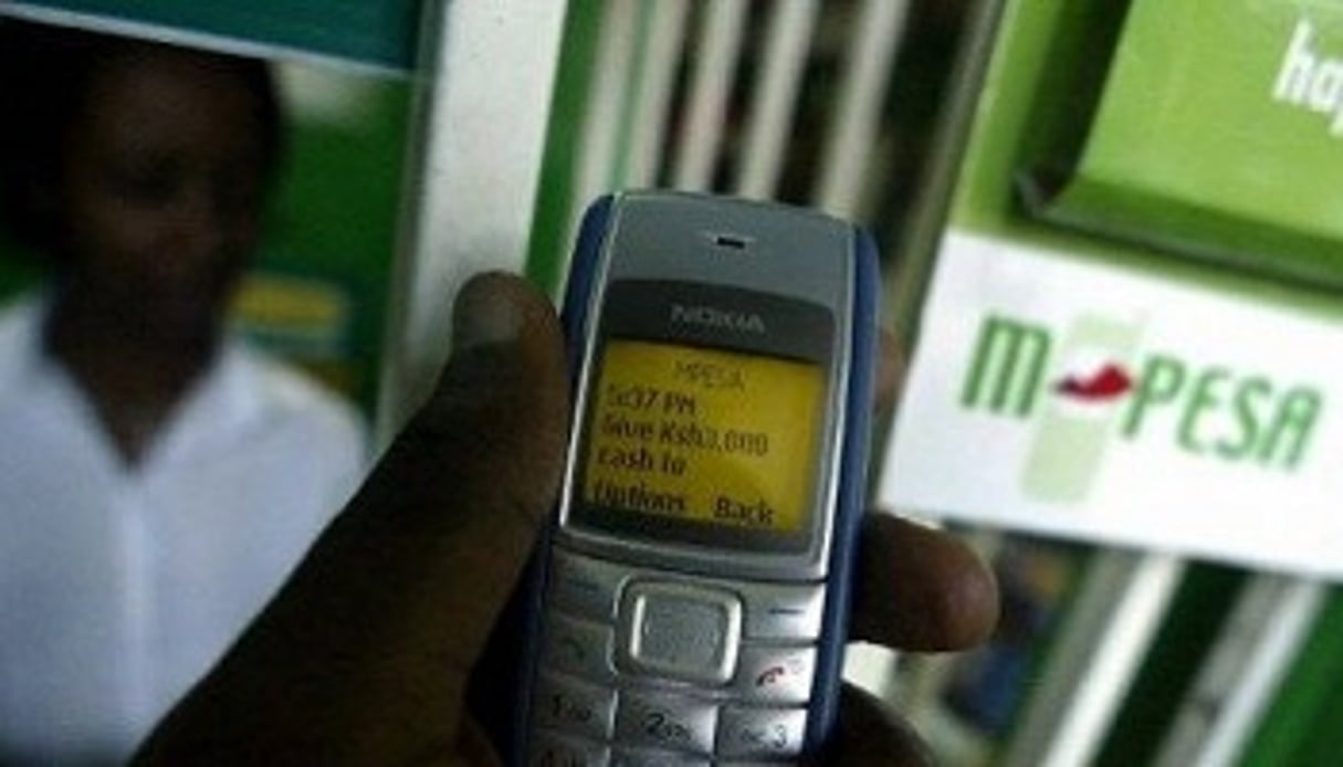 M-Pesa génère 143 millions de dollars de revenus, soit 18% du chiffre d’affaires global de Safaricom. © AFP