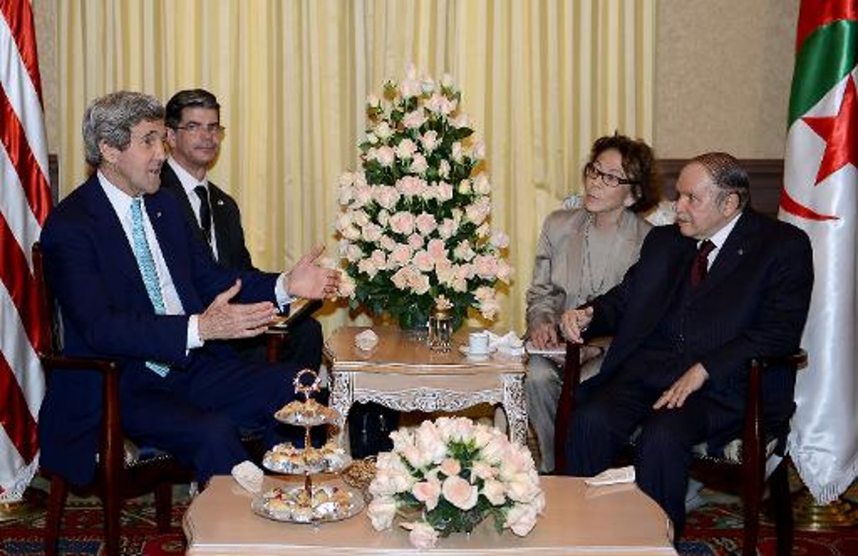 Algérie: John Kerry à Alger pour parler sécurité © AFP