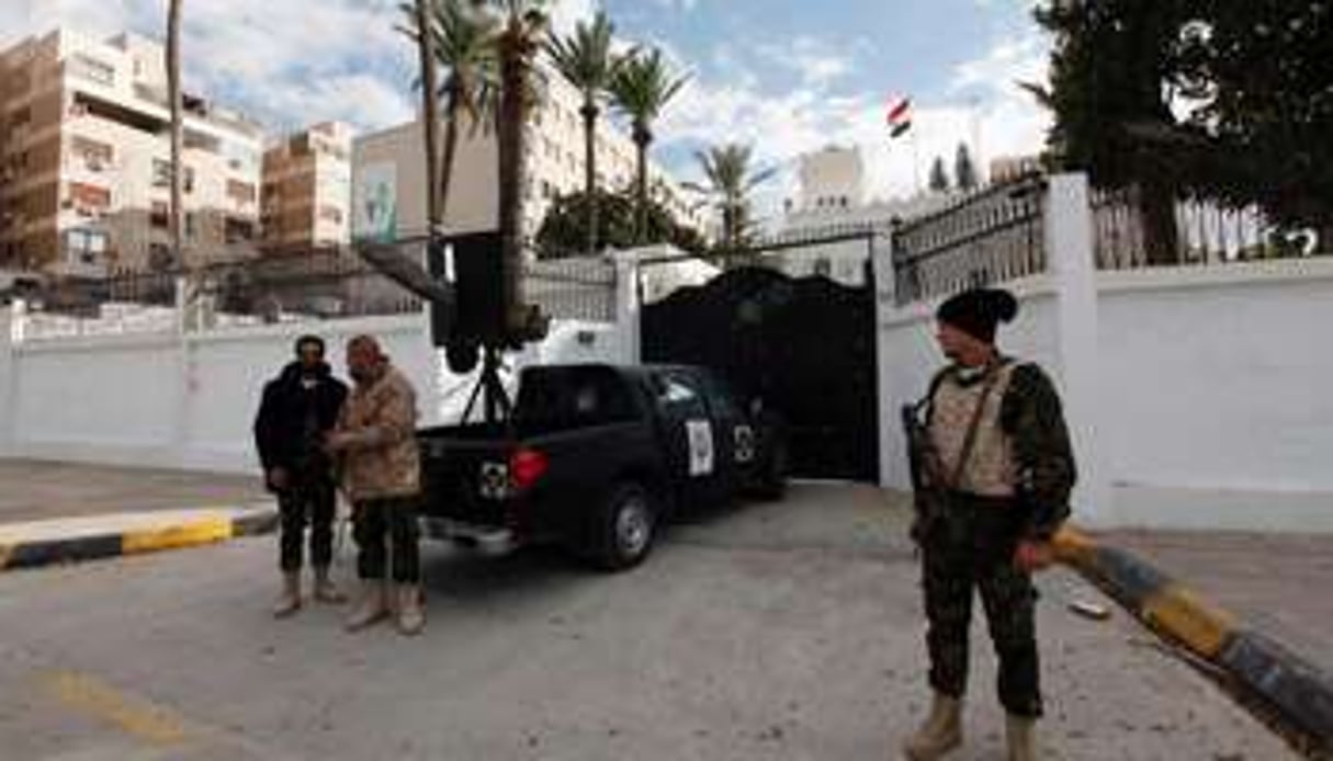 L’ambassade d’Égypte à Tripoli, en janvier 2011. © Imed Lamloum / AFP