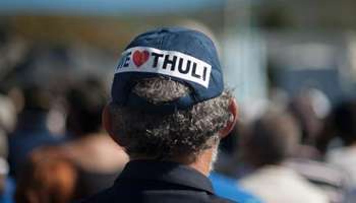 Lors d’une manifestation de défense de Thuli Madonsela, le 19 avril 2014 à Cape Town. © AFP