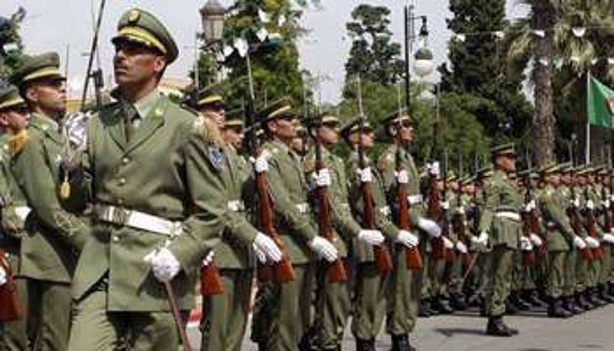 L’armée algérienne est l’une des plus dépensières du continent. © AFP