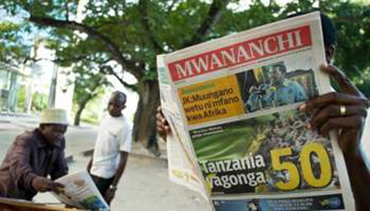 La une d’un quotidien tanzanien, à Dar es Salaam le 26 avril 2014. © AFP