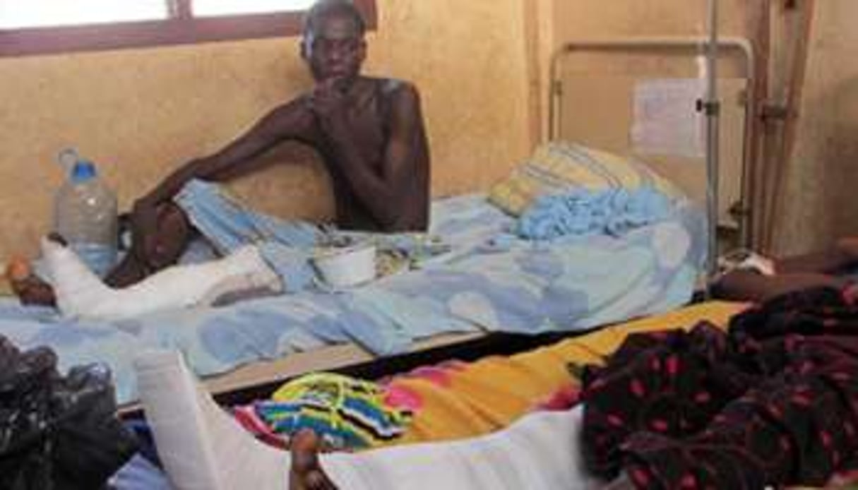 Blessé sur son lit d’hôpital à Bangui, le 30 mars 2014. © AFP