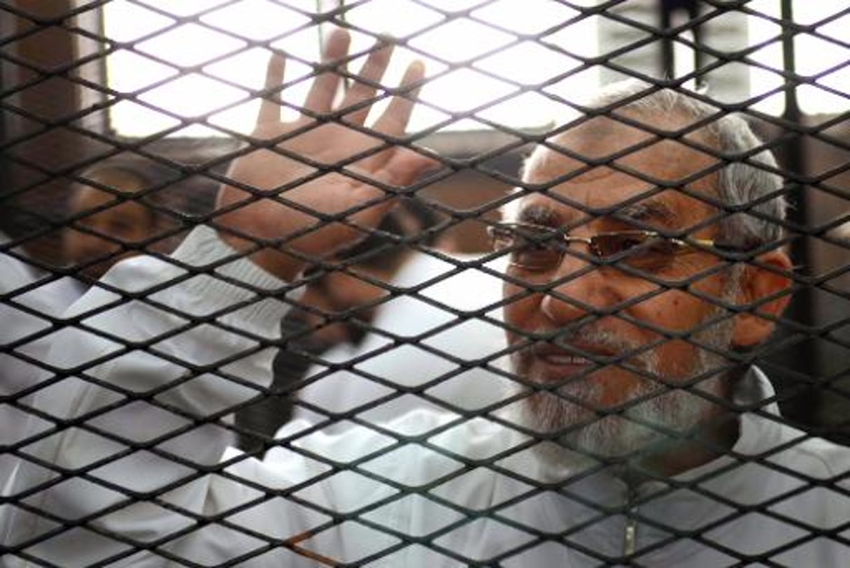 Egypte: le chef des Frères musulmans fustige sa condamnation à mort © AFP