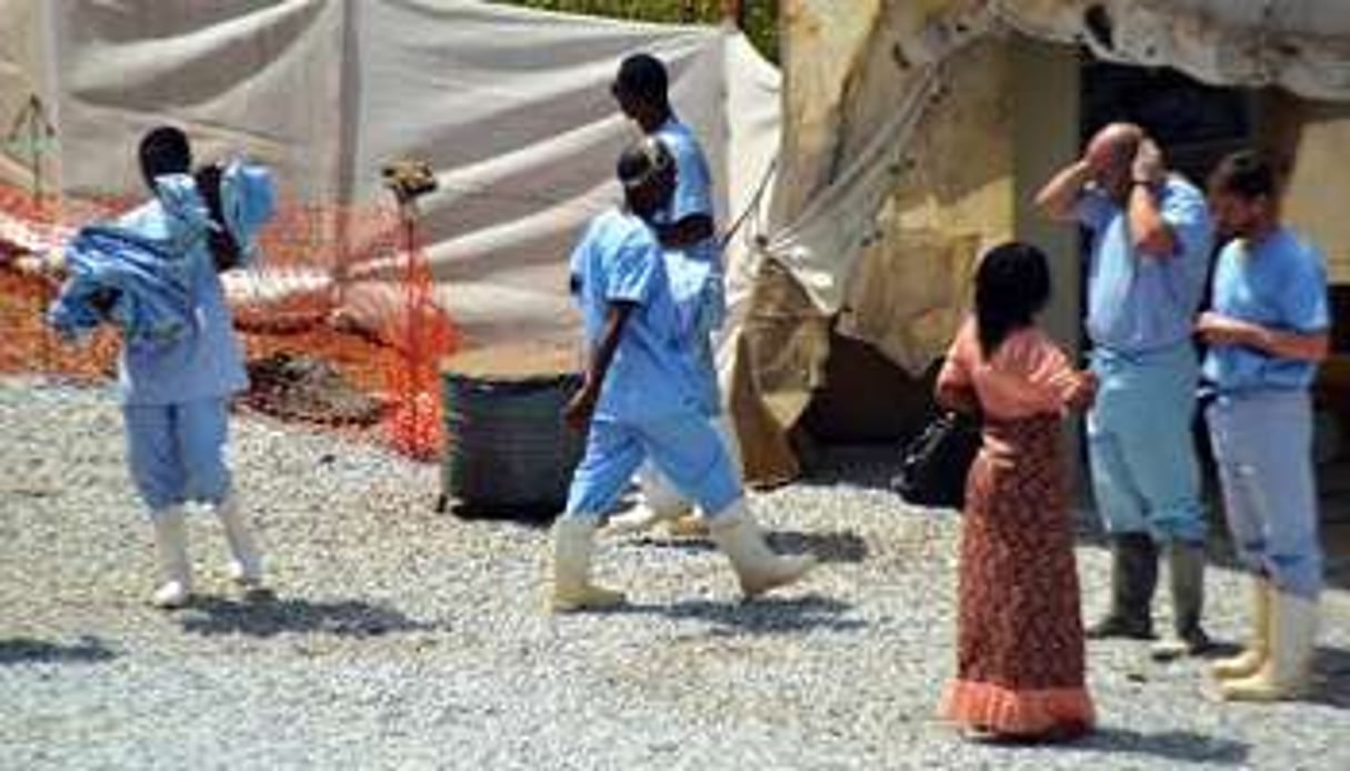 Centre d’isolation de patients atteints d’Ebola à l’hôpital Donka à Conakry le 14 avril 2014. © Cellou Binani/AFP