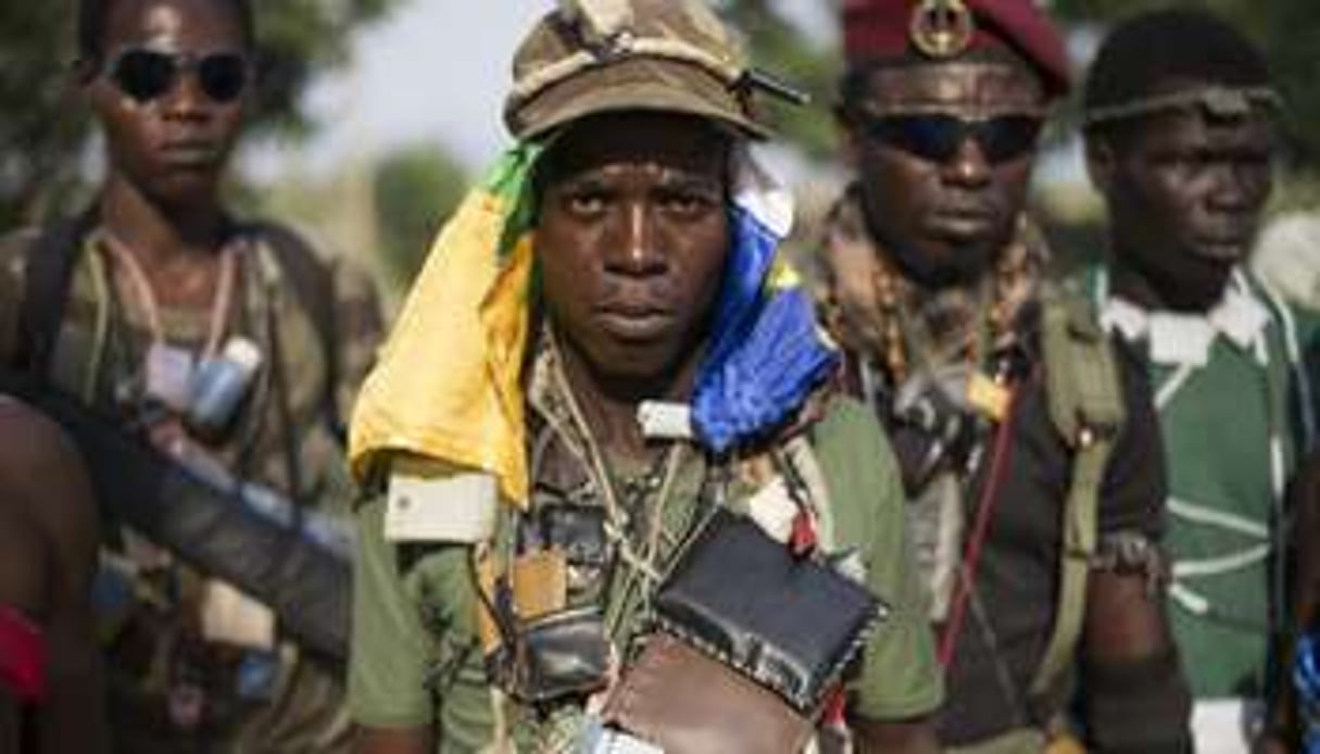 Des miliciens anti-balaka à Bangui. © AFP