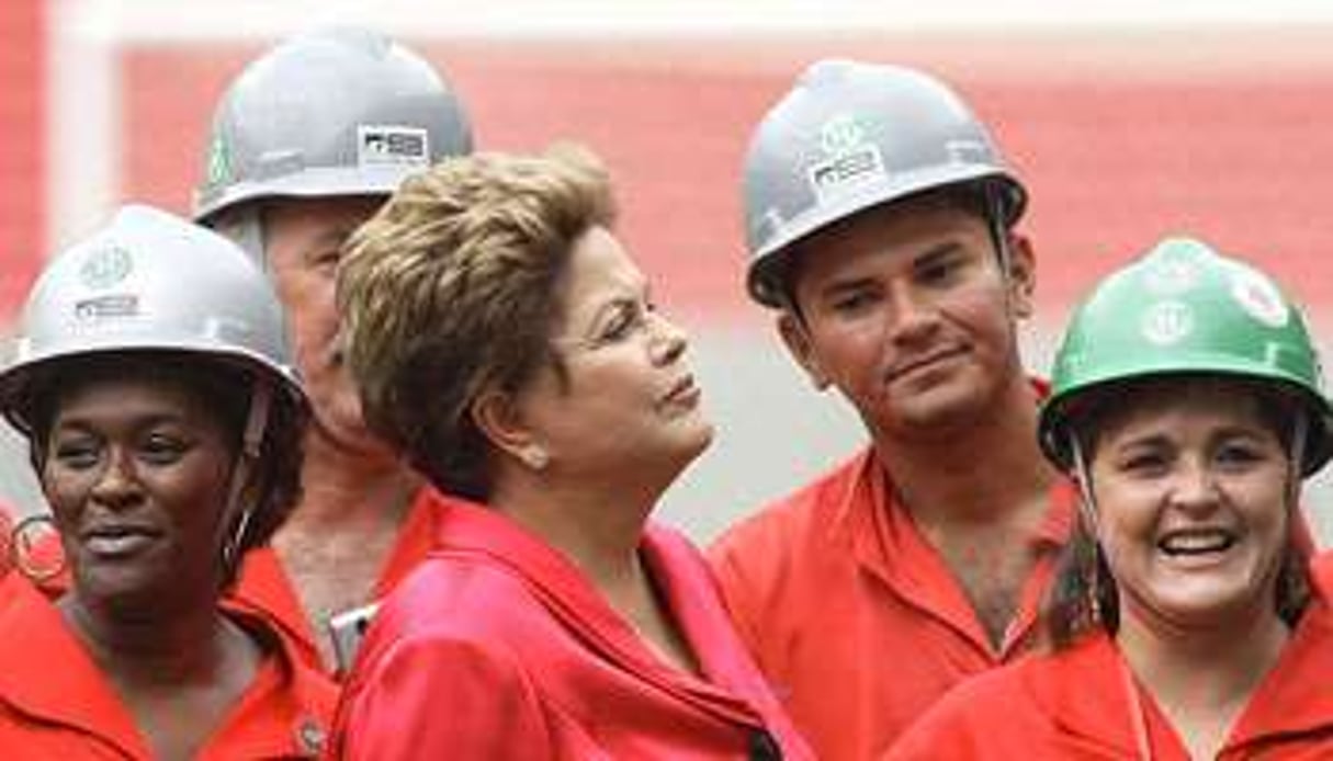 Dilma Rousseff en visite à Porto Alegre, le 19 février. © SIPANY/SIPA