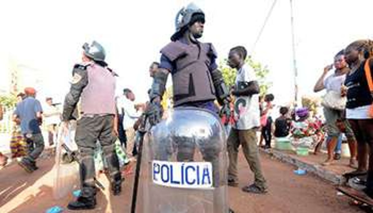 La police bissau-guinéenne à deux jour du second tour de la présidentielle. © AFP