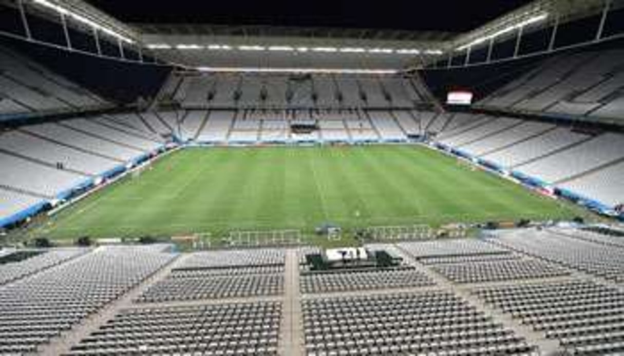 L’Arena Corinthians à Sao Paulo est devnue le symbole de la course contre la montre du Brésil. © AFP