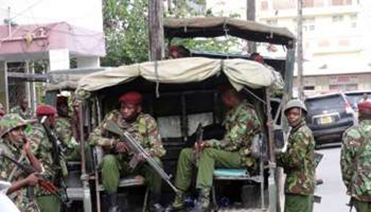 Des soldats kenyans, le 10 juin 2014 à Mombasa. © AFP