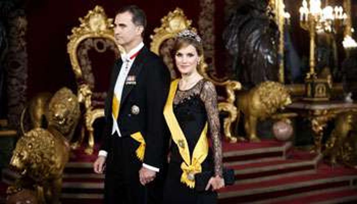 Felipe VI avec Letizia, son épouse, le 9 juin au palais royal de Madrid. © Daniel Ochoa de Olza/AP/Sipa